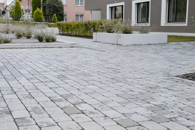 TEGULA Pflasterstein grau glatt Kanten gebrochen L 22 cm B 16 cm H 6 cm