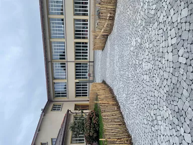 ARENA VISTA Pflasterstein perlgrau strukturiert Kanten gebr. L 6.5 - 23.8 cm B 8.3 - 16.4 cm H 7 cm