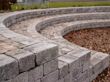 CUATRO Mauersteine Kanten gebrochen naturgrau L 20-35 cm B 25 cm H 15 cm