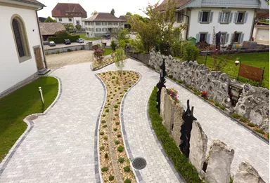 TEGULA Pflasterstein anthrazit glatt Kanten gebrochen L 16 cm B 11 cm H 6 cm