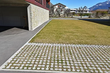 LUNIX Rasengitterstein grau glatt L 53.2 cm 39.9 cm H 12 cm