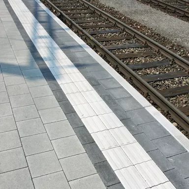 CARENA<sup>®</sup> Sicherheitsliniensteine