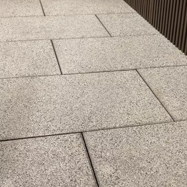 RESIDENZA<sup>®</sup> Gehwegplatten gefast gestrahlt