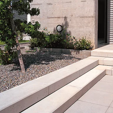 FROSTA Blockstufen gestrahlt