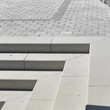 FROSTA Blockstufen gestrahlt