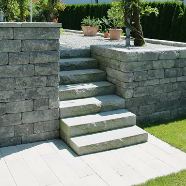 SANTURO<sup>®</sup> Blockstufen gefast gestrahlt