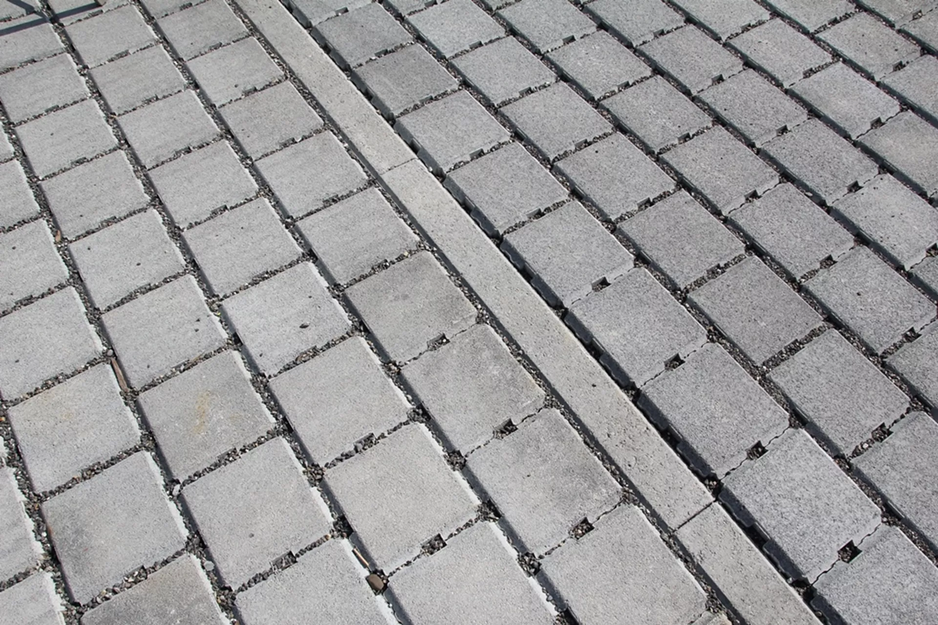 VS 5 Schwerlast Ökostein mit Verschiebesicherung englisch pal. grau glatt gefast L 22.5 cm B 22.5 cm H 10.8 cm