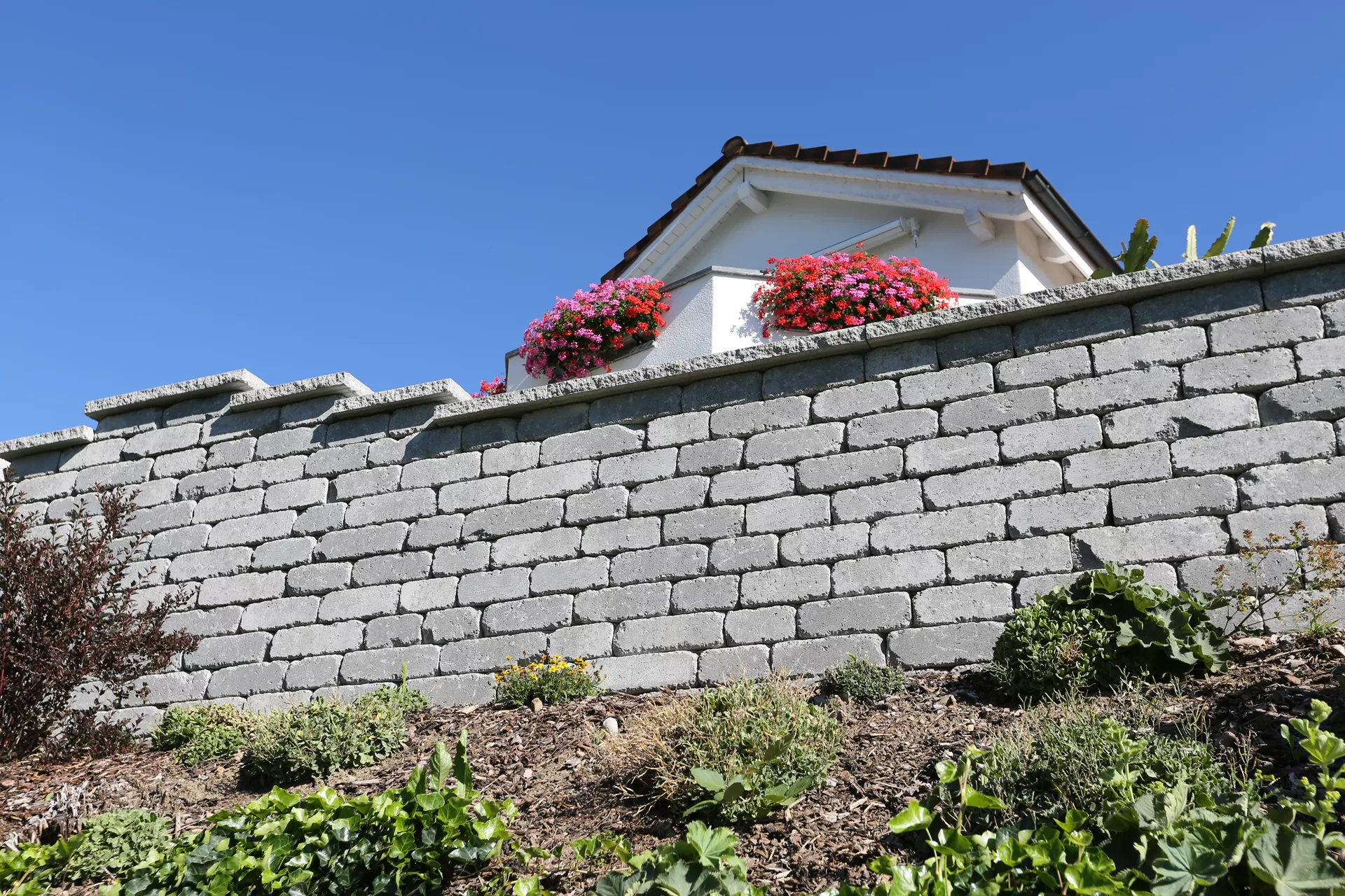 CUATRO Mauersteine Kanten gebrochen naturgrau L 20-35 cm B 25 cm H 15 cm