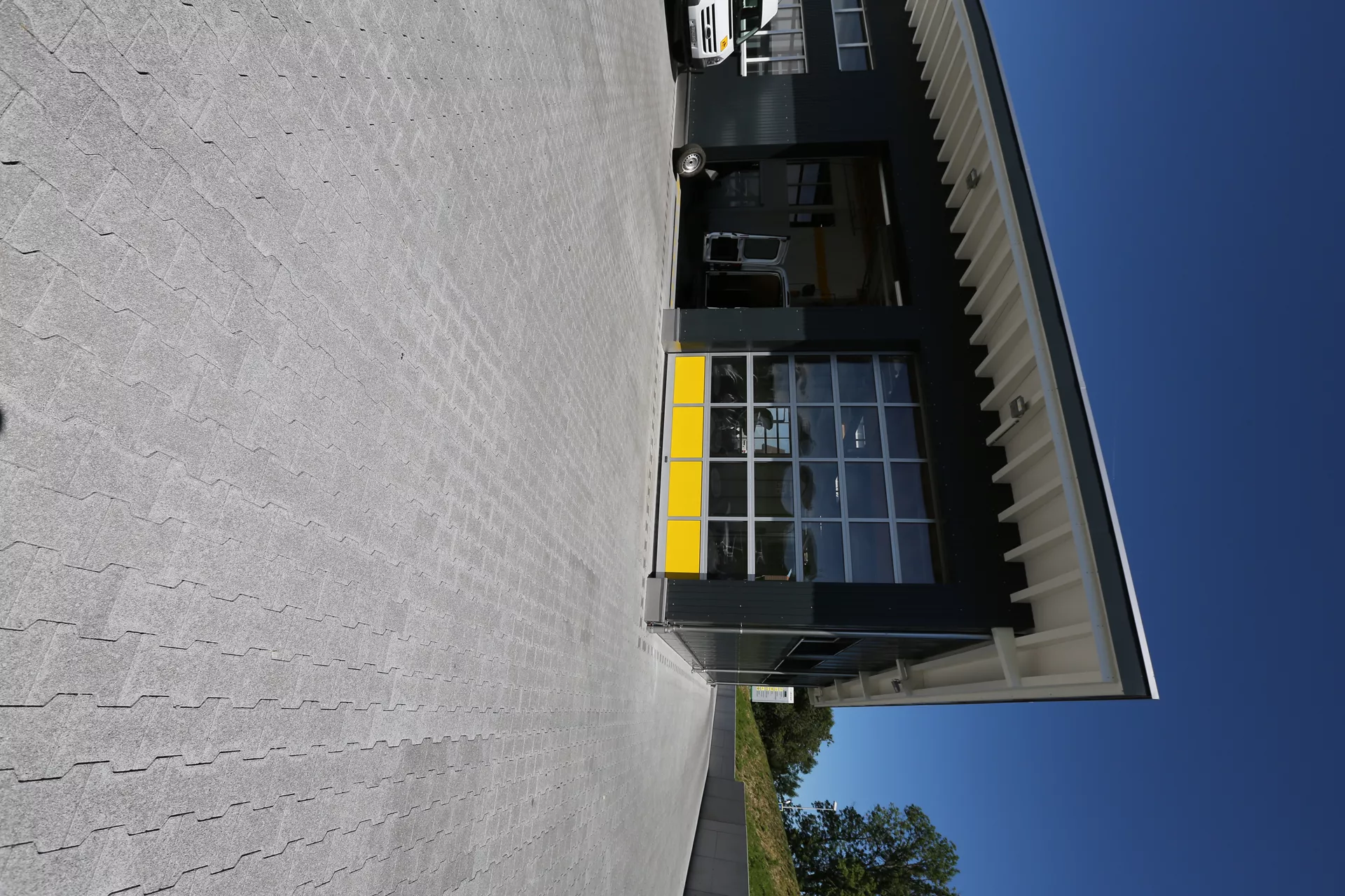 H Sickerstein Normalstein grau fein gefast L 20 cm B 16.5 cm H 8 cm