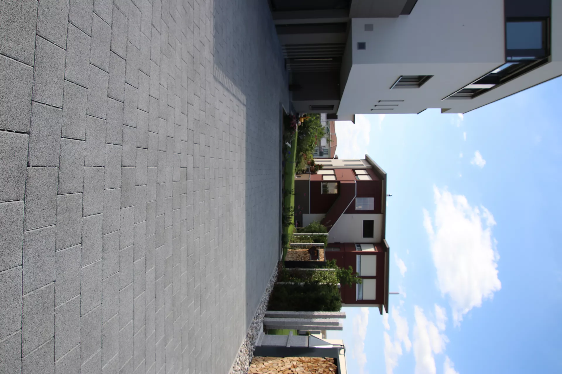 CARENA Sickerstein fino mit Nocken grau haufwerksporig gefast L 25 cm B 25 cm H 8 cm