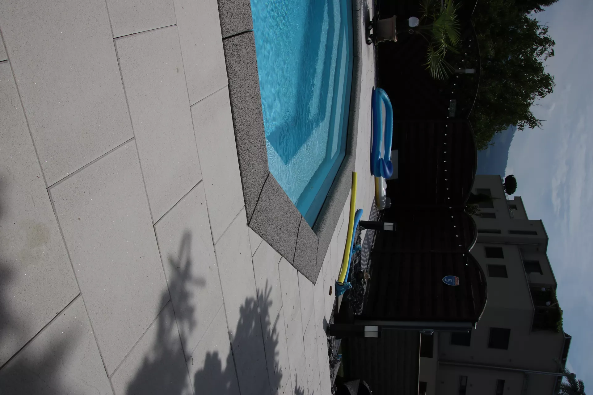 ESTRELLA Gehwegplatte weiss strukturiert gestrahlt gefast L 50 cm B 50 cm H 4 cm