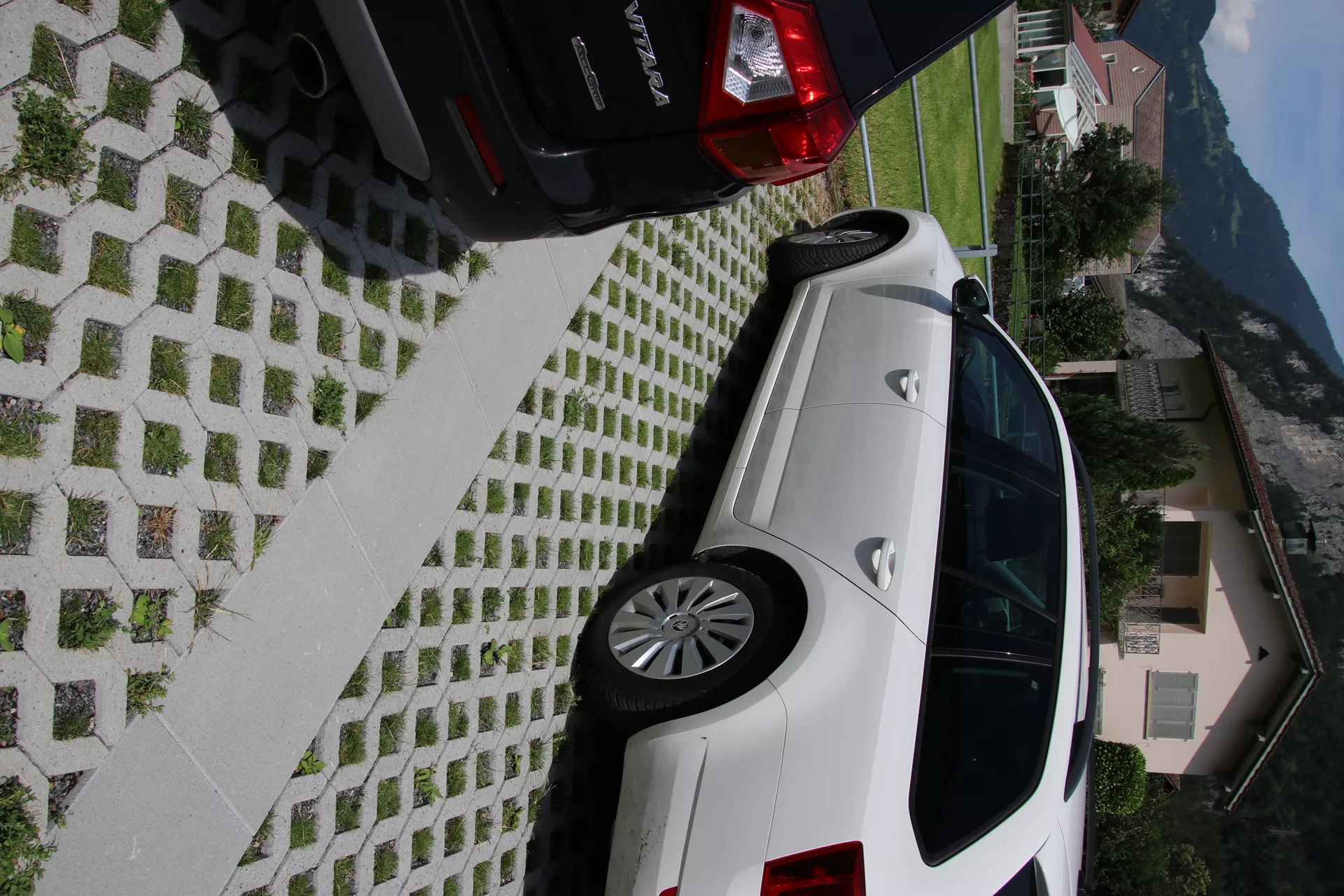 GRISON Rasengitterstein mit Nocken grau glatt L 60.2 cm B 40.2 cm H 8 cm