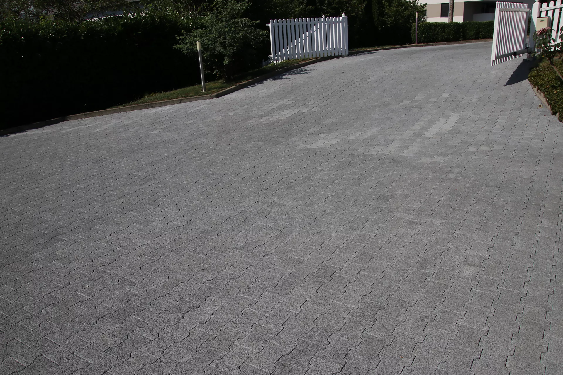 H Sickerstein Normalstein grau fein gefast L 20 cm B 16.5 cm H 8 cm