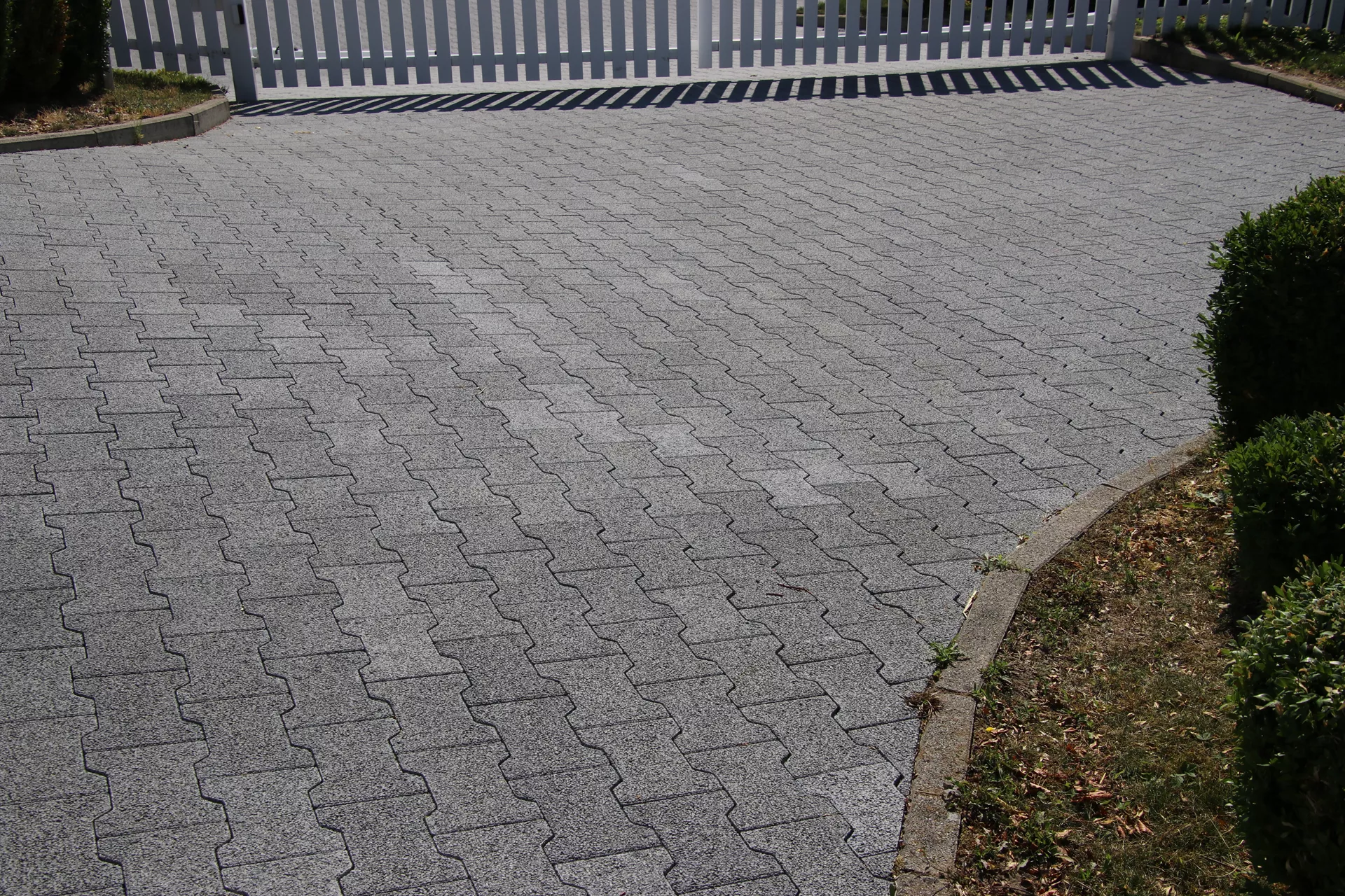 H Sickerstein Normalstein grau fein gefast L 20 cm B 16.5 cm H 8 cm