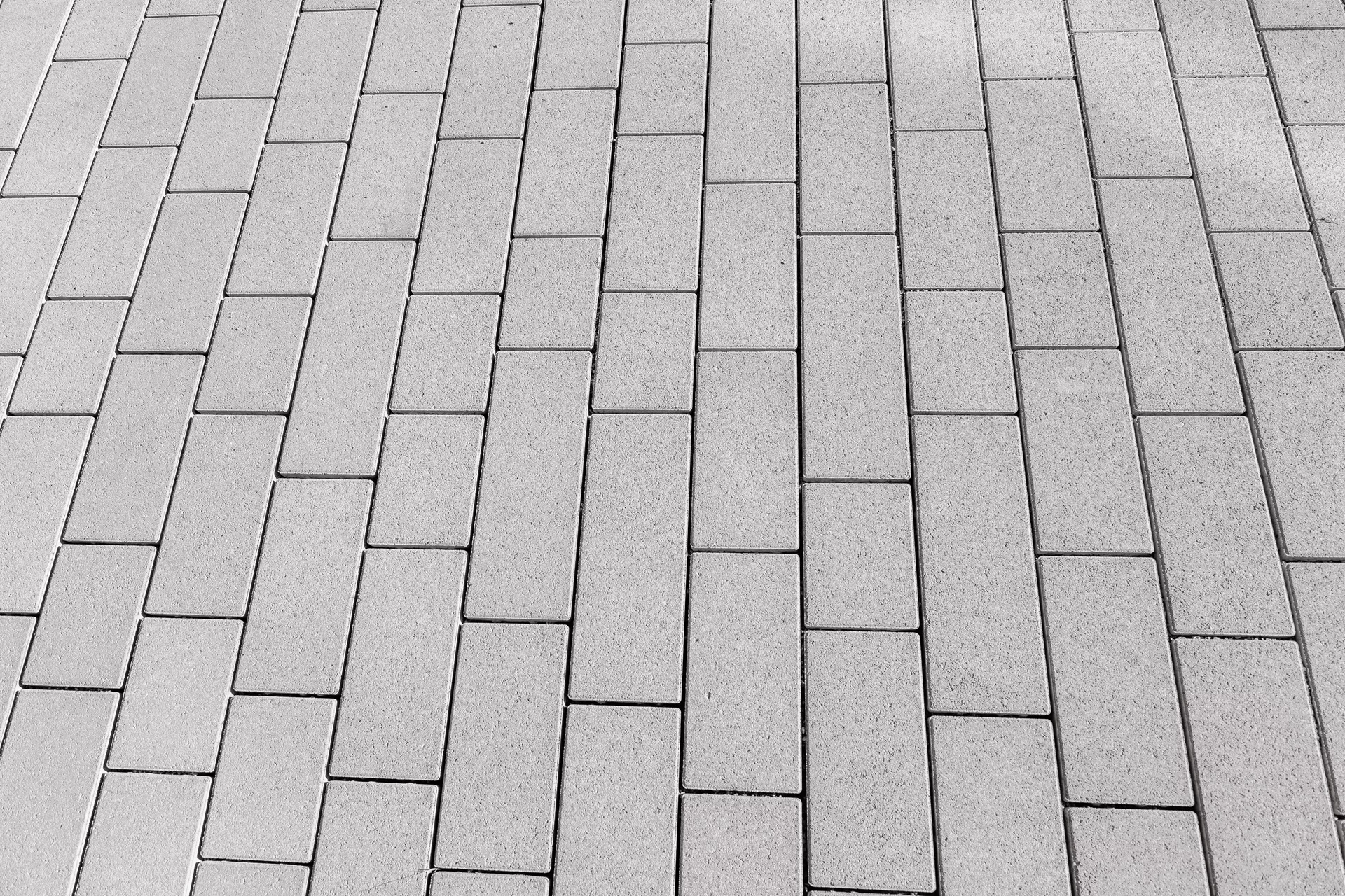 RAINA Sickerstein fino mit Nocken grau haufwerksporig fein gefast L 20-40 cm B 15 cm H 8 cm