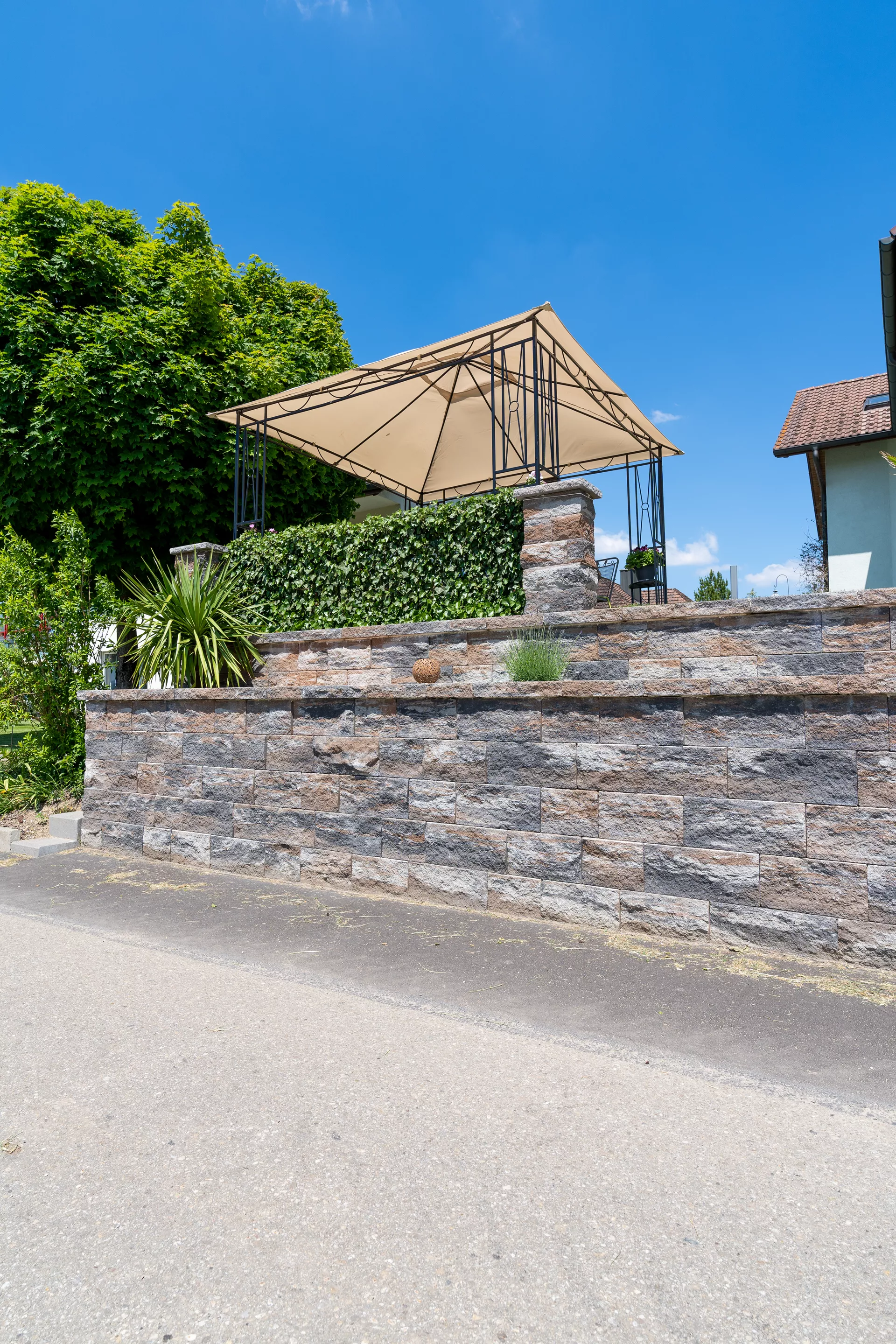 SANTURO Spaltstein-Landhausmauer Typ 4 2-seitig gespalten muschelkalk L 30-50 cm B 25 cm H 7.5 cm