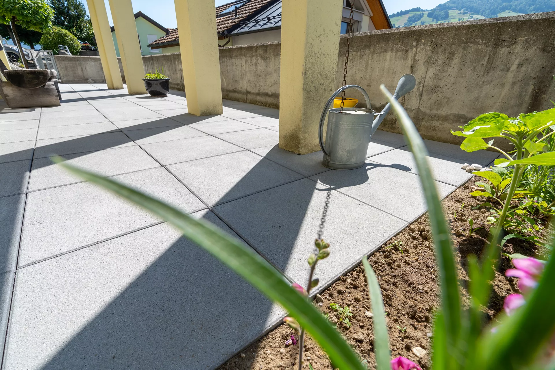 ESTRELLA fino Gehwegplatte grau-anthrazit gestrahlt gefast L 50 cm B 50 cm H 4 cm