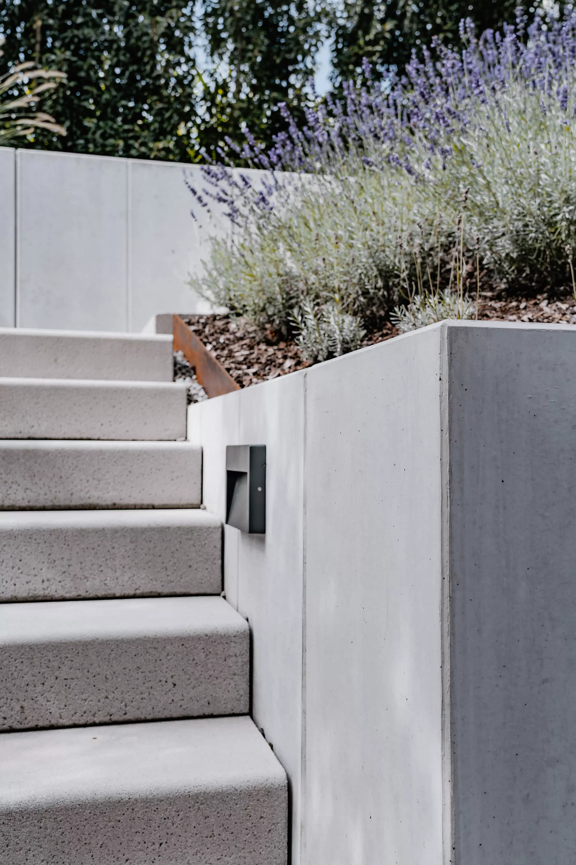 EXACTA LIGHT Winkelplatte Typ 1 grau glatt gefast unbewehrt L 49 cm B 25 cm H 25 cm W 6 cm