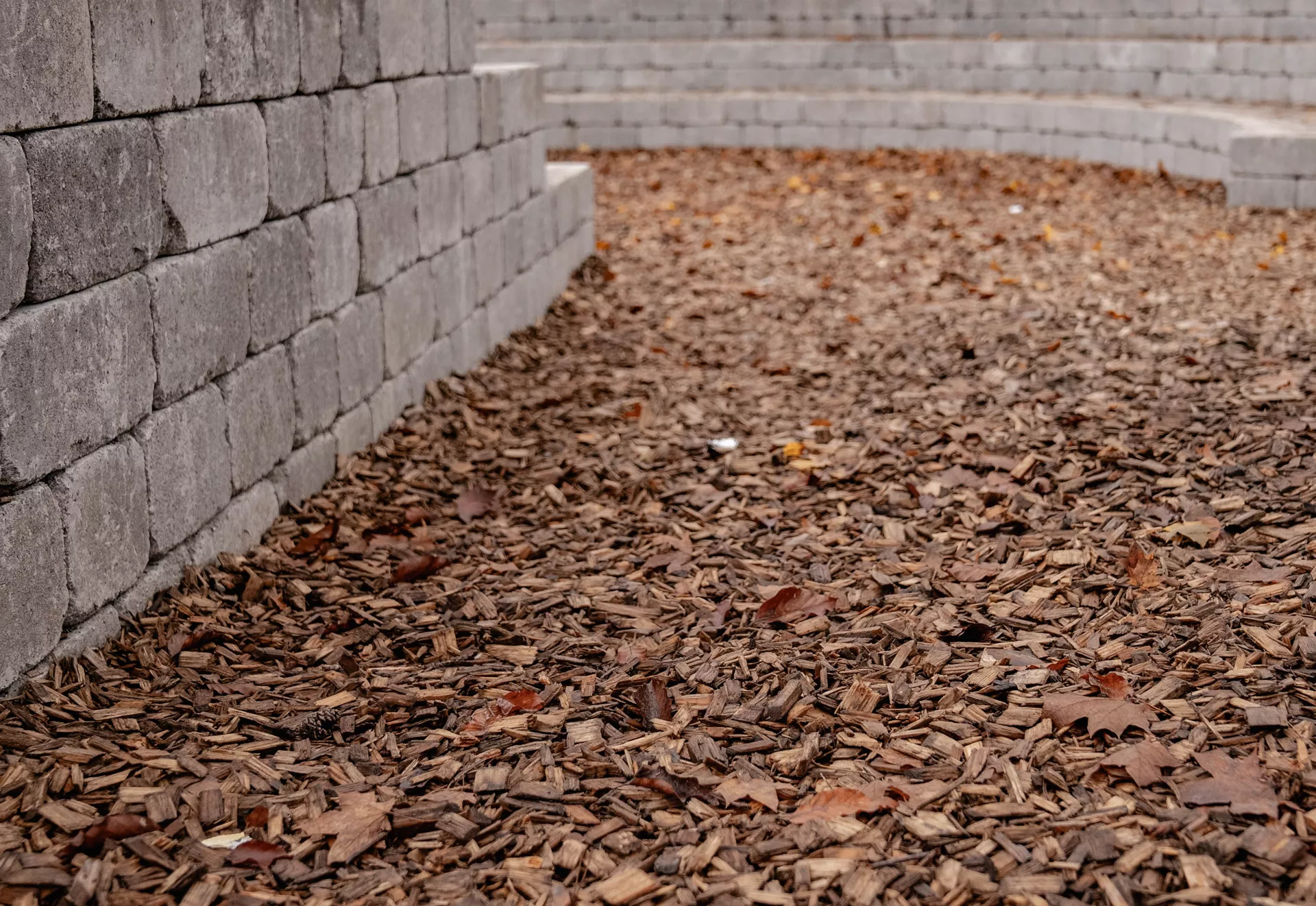 CUATRO Mauersteine Kanten gebrochen naturgrau L 20-35 cm B 25 cm H 15 cm