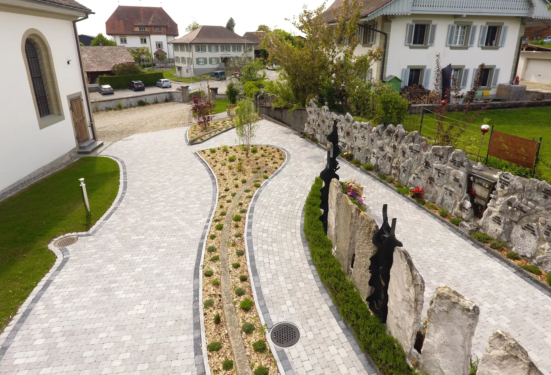 TEGULA Pflasterstein anthrazit glatt Kanten gebrochen L 16 cm B 11 cm H 6 cm