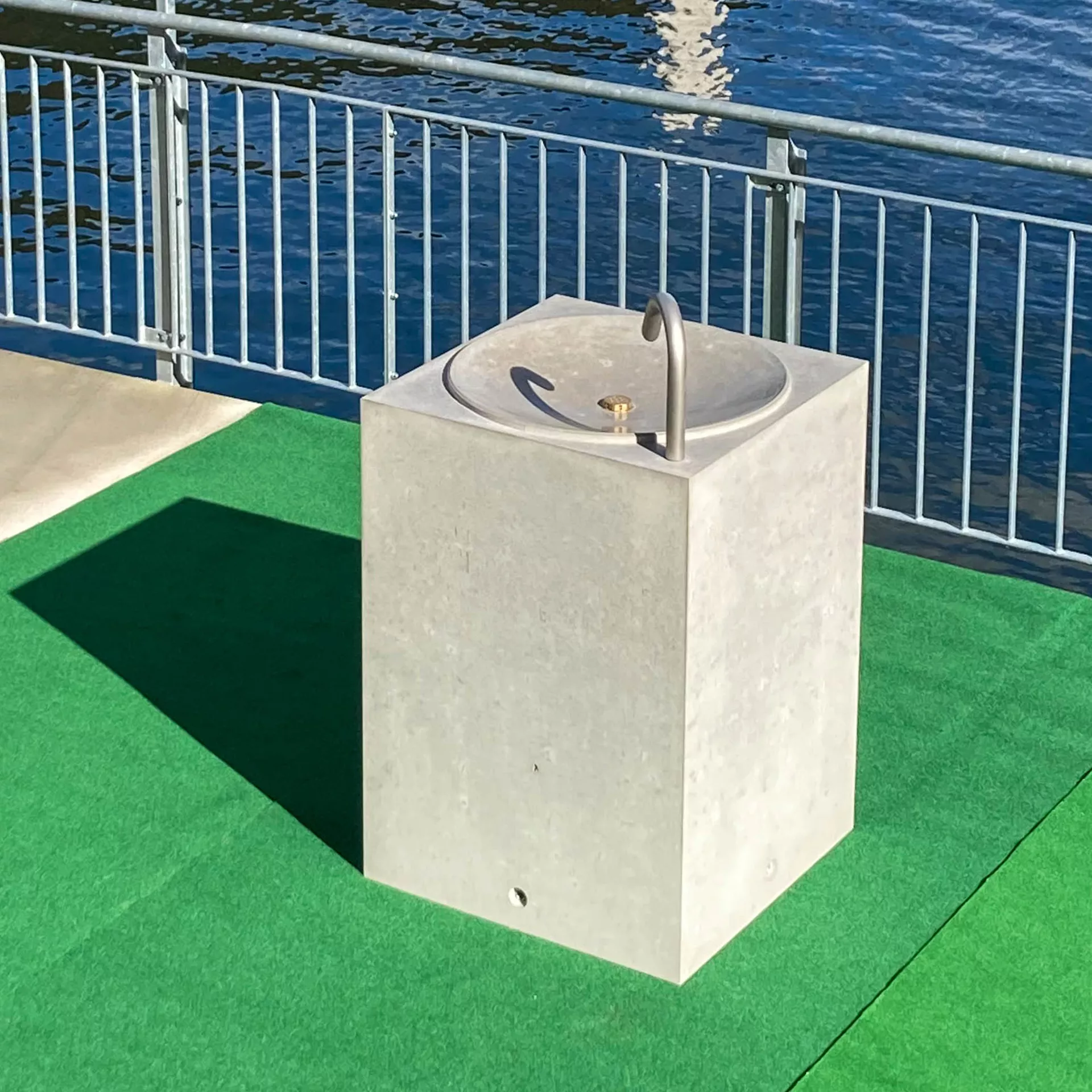 Fontaines d'eau potable ALQUADRO