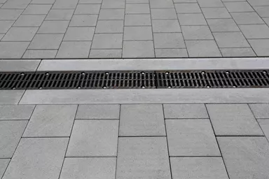 VS 5 Schwerlaststein mit Verschiebesicherung grau glatt gefast englisch palettiert L 30 cm B 30 cm H 10.8 cm