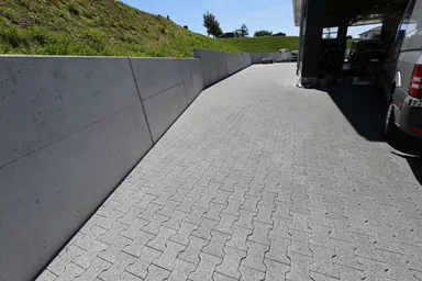 H Sickerstein Normalstein grau fein gefast L 20 cm B 16.5 cm H 8 cm