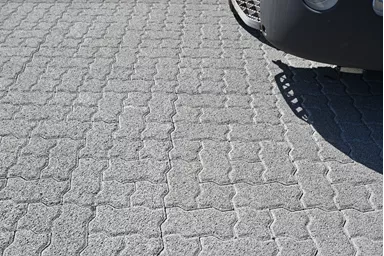 BETA Verbundstein mit Nocken Normalstein grau glatt gefast L 22.5 cm B 11.25 cm H 6 cm