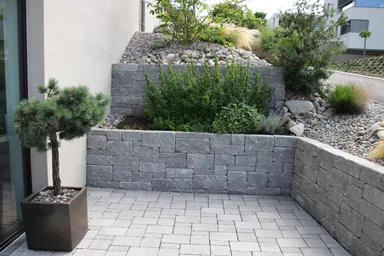 SANTURO Landhausmauer Typ 2 2-seitig gespalten grau Kanten gebrochen L 30-50 cm B 25 cm H 15 cm