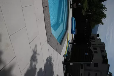 ESTRELLA Gehwegplatte weiss strukturiert gestrahlt gefast L 50 cm B 50 cm H 4 cm