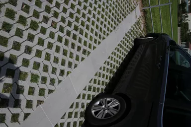 GRISON Rasengitterstein mit Nocken grau glatt L 60.2 cm B 40.2 cm H 8 cm