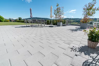 CLASSIC Pflasterstein mit Nocken grau glatt gefast L 30 cm B 20 cm H 6 cm