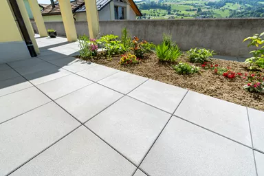 ESTRELLA fino Gehwegplatte grau-anthrazit gestrahlt gefast L 50 cm B 50 cm H 4 cm