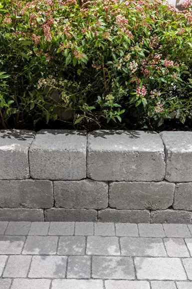 CUATRO Mauersteine Kanten gebrochen naturgrau L 20-35 cm B 25 cm H 15 cm