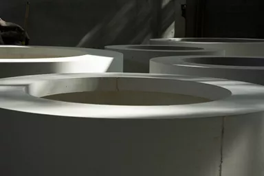 Elém. en béton pour stations de recharge électr. gris simple L 34 cm B 34 cm H 166 cm