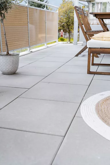 FINESSA Gehwegplatte grau gestrahlt gefast L 50 cm B 50 cm H 2.9 cm