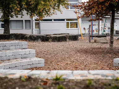 CUATRO Mauersteine Kanten gebrochen naturgrau L 20-35 cm B 25 cm H 15 cm