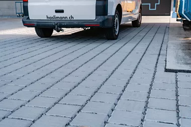 VS 5 Schwerlast Ökostein mit Verschiebesicherung englisch pal. grau glatt gefast L 22.5 cm B 22.5 cm H 10.8 cm