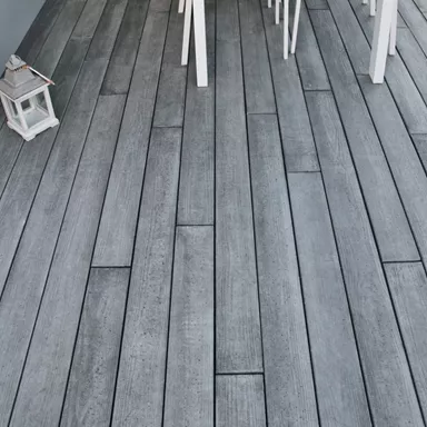 BOSCUS Betonbretter mit Holz- oder Rillenstruktur