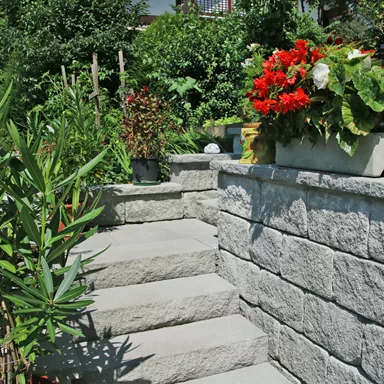 SANTURO<sup>®</sup> Blockstufen gefast gestrahlt